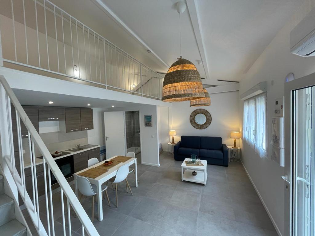 Les Salines Boyardville - Appart'Hotel سان بيار دو أوليرون المظهر الخارجي الصورة